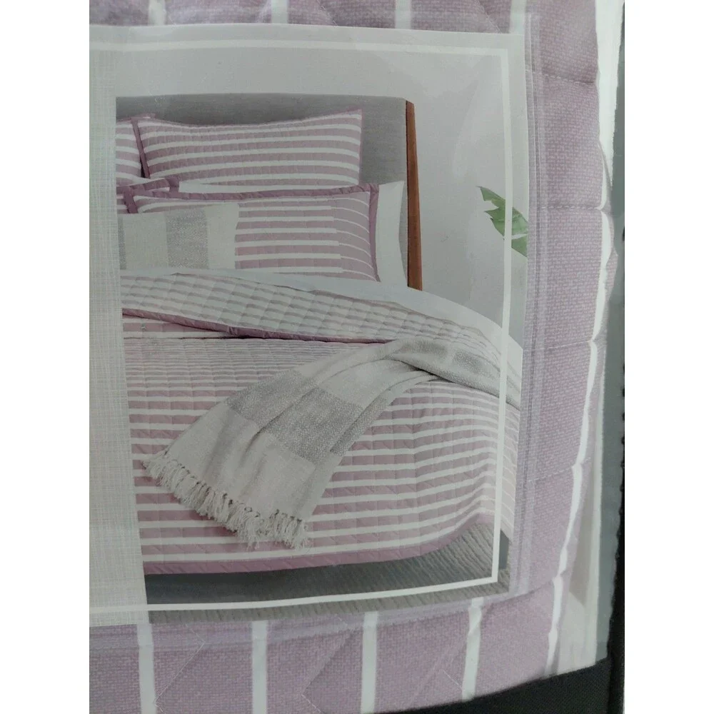 FIELDCREST Elderberry Purple Stripe Full/ Queen Bed Quilt, 90x96in $170 Retail